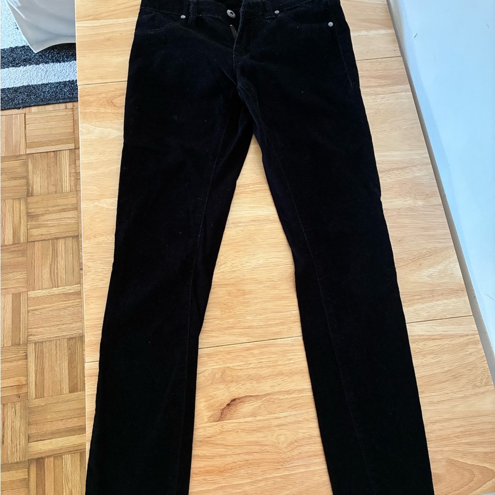 Blank NYC Women's Black Straight Leg Jeans